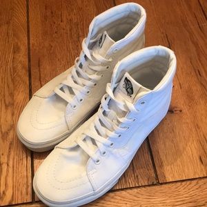 Vans CANVAS SK8-HI high top! Worn once!